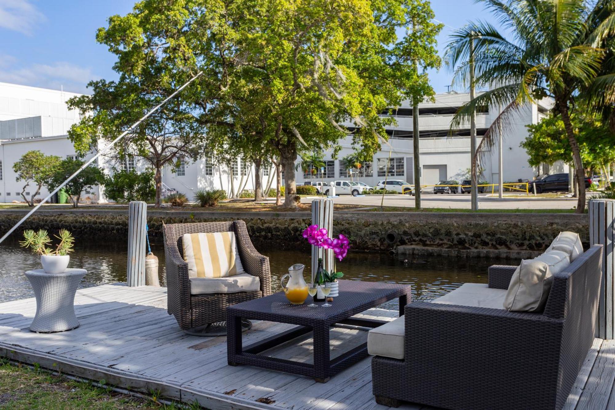 Riverwalk Villa I Private Dock & Hot Tub 포트 로더데일 외부 사진